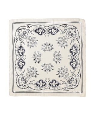 earth music&ecology ボタニカル柄スカーフ（70 ×70） Ivory