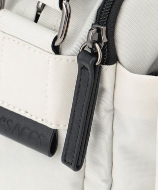 Y'SACCS 【ムック本掲載】クリンクルナイロン　ダブルポケットショルダー ホワイト