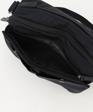 Y'SACCS 【ムック本掲載】クリンクルナイロン　ダブルポケットショルダー ブラック