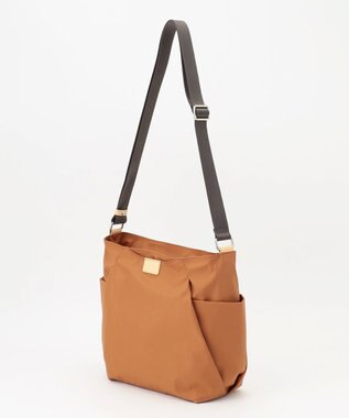 Y'SACCS 【ナイロンタフタ】トラベルショルダー キャメル