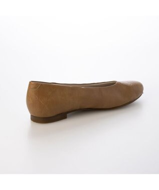 ing <ing>【WEB限定】【レイン対応】プレーンフラットパンプス キャメル