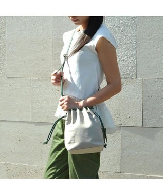 UNBILLION perche パラフィン防水キャンバスドロストショルダーバッグ アイボリーブラック