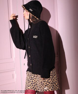 Green Parks ■ＬＯＶＥ　ＢＯＡＴ　ロゴ刺繍ニットカーディガン Black