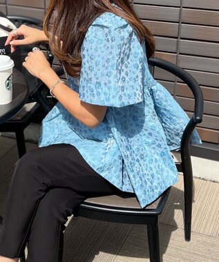 Green Parks パフスリーブジャガードペプラムブラウス Sax