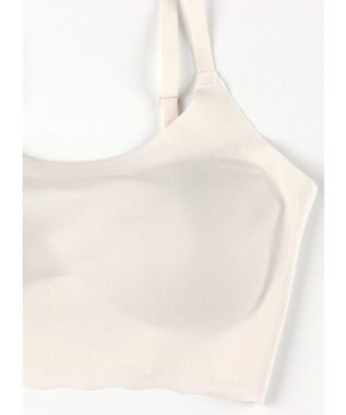 WACOAL 【GOCOCi ゴコチ】 ノンワイヤー ハーフトップ 伸びのよい素材を使用 ムレにくく快適 フラット仕上げ ホックなし ブラトップ レディース CGG220 /ワコール アイボリー