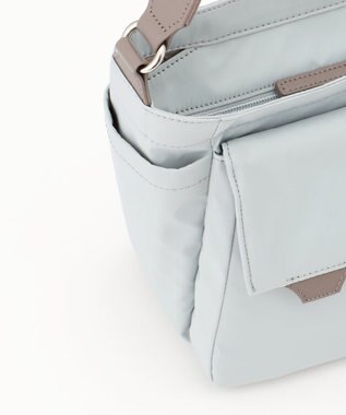 Y'SACCS ダブルタブ　トラベルショルダーバッグ ライトグレー