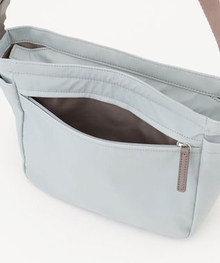 Y'SACCS ダブルタブ　トラベルショルダーバッグ ライトグレー