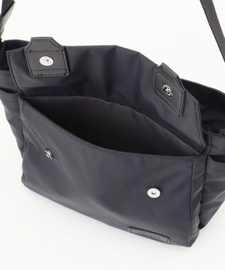 Y'SACCS ダブルタブ　トラベルショルダーバッグ ブラック