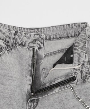 WEGO 【ユニセックス着用ITEM】チェーン付きスーパーバギーデニムショーツ グレー