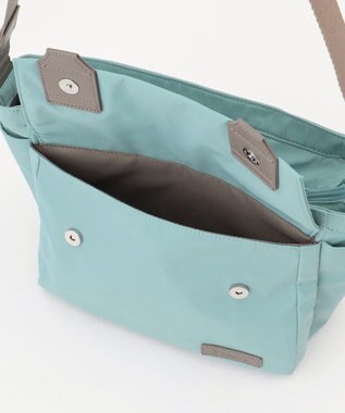 Y'SACCS ダブルタブ　トラベルショルダーバッグ ライトグリーン