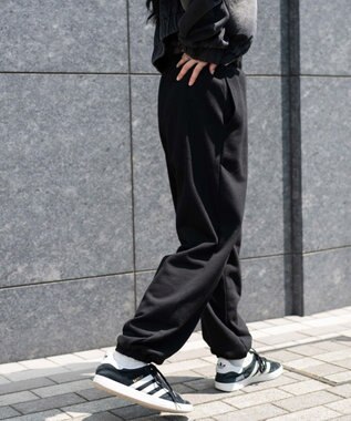 WEGO 【ウエストゴム】ラインストーンロゴスウェットパンツ ブラック