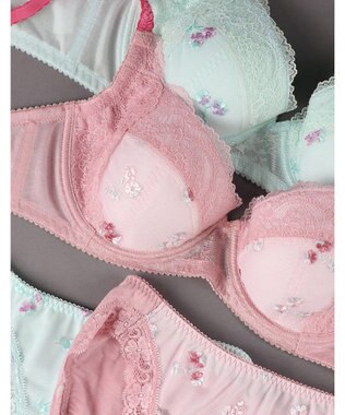 WACOAL 【小顔ブラ】 ブラジャー バストボリュームをコンパクトにメイク しっかり脇押さえ レディース BED403 /ワコール ロマンピンク