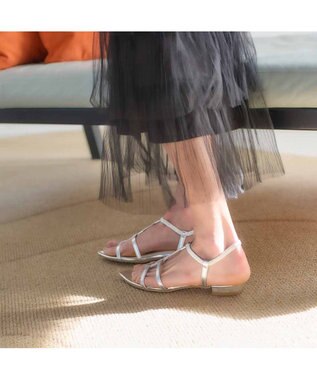 MODE ET JACOMO <carino>ポインテッドトゥTストラップサンダル シルバー