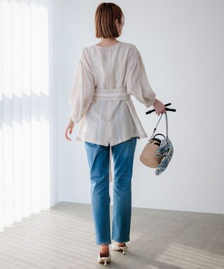 23区 【洗える】LIBECO ベルト付き ブラウス ベージュ×ホワイトストライプ