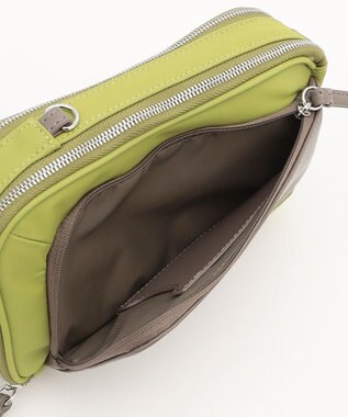 Y'SACCS ナイロン×リサイクルレザー　コンビマルチポシェット ライトグリーン