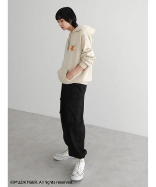 Green Parks ムジークタイガー／裏起毛刺しゅうフーディー Beige