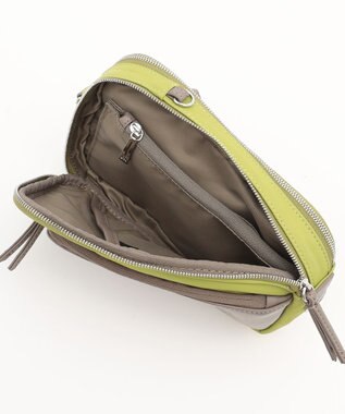 Y'SACCS ナイロン×リサイクルレザー　コンビマルチポシェット ライトグリーン