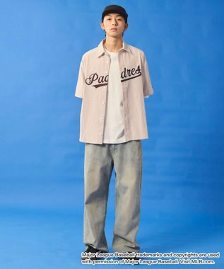 WEGO 【ユニセックス着用ITEM】別注MLBストライプグラフィックシャツ（SS） ブラウンストライプ