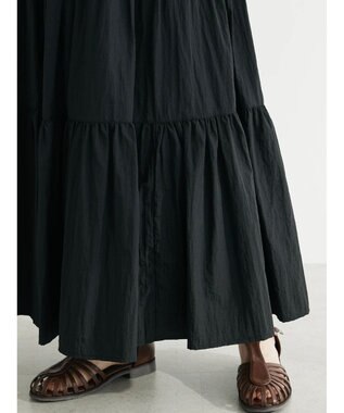 Green Parks ・ＥＬＥＮＣＡＲＥ　ＤＵＥ　ナイロンティアードスカート Black