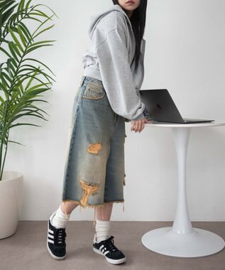 WEGO 【SMサイズ展開】ヴィンテージウォッシュダメージバギーハーフパンツ デニム淡加工色