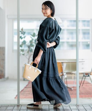 23区 【洗える】ブロドリーダンテル ティアードスカート ブラック系