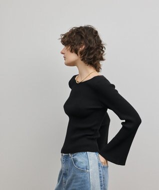 GRACE CONTINENTAL アイレットリブニットトップ ブラック