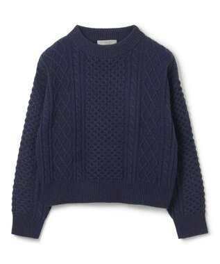 ケーブルニット