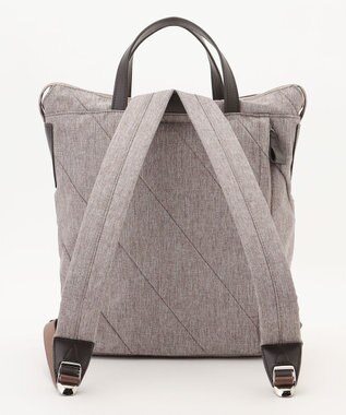 Y'SACCS ストリームラインデイパック ベージュ