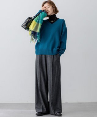 23区 【見上愛さんコラボカラー/VERY掲載】カシミヤブレンド Vネック ニット ピーコックグリーン系