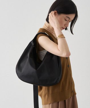 russet ラウンドビッグショルダーバッグ(CE-1292) Black2（シルバー金具）