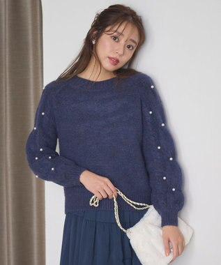 Feroux 【洗える】パールスリーブ ケーブルニット ネイビー系