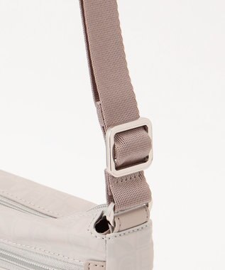 LA BAGAGERIE モノグラム　スクエアナイロンショルダー　SSサイズ アイボリー