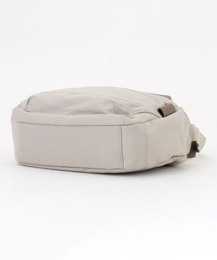 Y'SACCS ポリエステルツイル ショルダーバッグ グレージュ