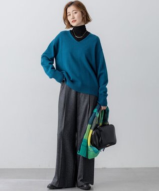 23区 【見上愛さんコラボカラー/VERY掲載】カシミヤブレンド Vネック ニット ピーコックグリーン系