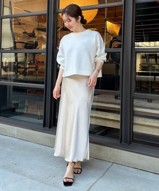 UNFILO 【新色・新サイズ登場！】サテン ナロースカート [NEW]シャンパンベージュ