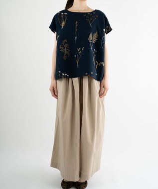 muuc ボタニカル刺繍ゆったりプルオーバー〈国産・綿100%天然素材〉〈フリーサイズ〉〈3シーズン〉〈繊細な草花刺繍・大人ナチュラル上質服〉 ネイビー