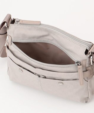 LA BAGAGERIE モノグラム　スクエアナイロンショルダー　SSサイズ アイボリー