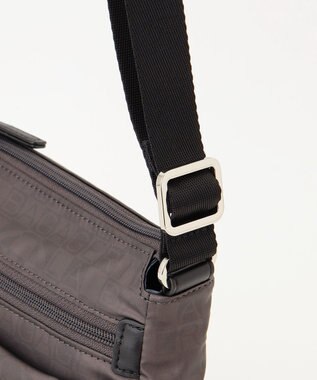 LA BAGAGERIE モノグラム　スクエアナイロンショルダー　SSサイズ ガンメタリック