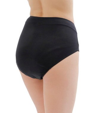 23区GOLF 【WOMEN】TTON なめらかレーヨン吸水ショーツＷ ブラック系