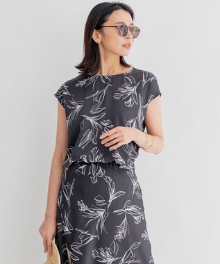 23区 【洗える】ラインフラワープリント フレンチスリーブ ブラウス ブラックプリント