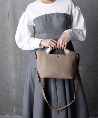 TOPKAPI 【TREASURE TOPKAPI】ソフトシュリンク テープハンドル ショルダー付きミニ トート バッグ グレージュ