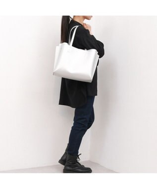 UNBILLION カシュカシュ cachecache / A4セパレートパーテーショントート シルバー