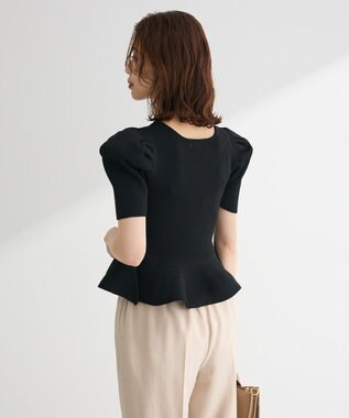 Green Parks ・ｓｗｉｎｇ　ｂｙ　ハートネックペプラムニット Off White