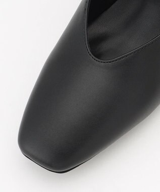 ICB スクエアトゥパンプス ブラック系