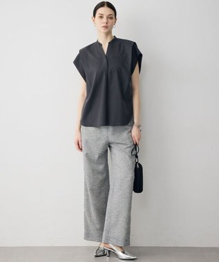 ICB 【先行予約】シルフィーローン スキッパータックデザインブラウス チャコール