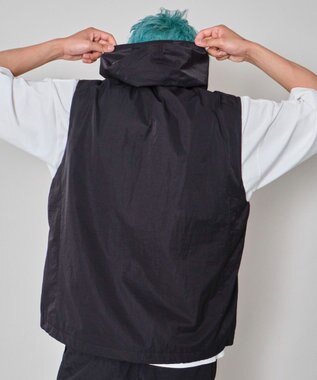 WEGO 【ユニセックス着用ITEM】フードナイロンベスト ブラック