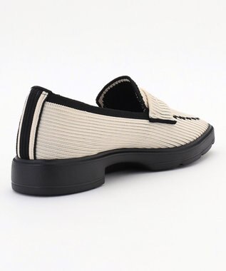 steppi 【VERY掲載 / 撥水 / 洗える】コインローファー エクリュ