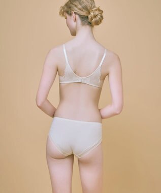 une nana cool バックスタイルまでかわいい Steppe Flower ワイヤーブラ ライトベージュ