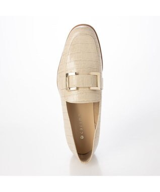 MODE ET JACOMO <carino>【レイン対応】バックルソフトスクエアトゥローファー ベージュカタオシ