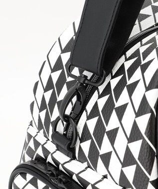 23区GOLF 【UNISEX】フラッグ総柄ボストンバッグ　シューズ収納付きの大容量　ショルダー持ちも可能 ブラック系5